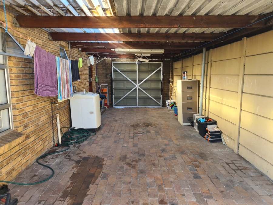 To Let 2 Bedroom Property for Rent in Ottery Western Cape